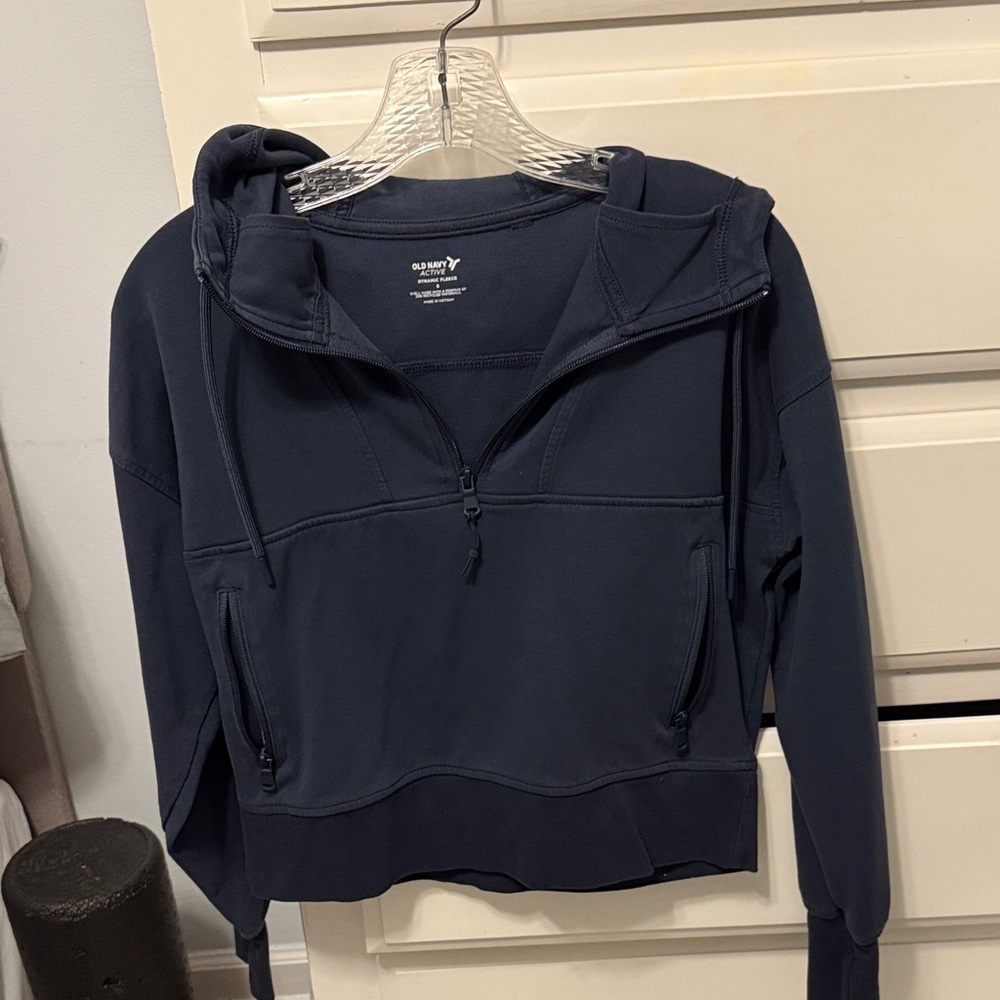 Old Navy Active Dynamic Fleece in Dark Blue